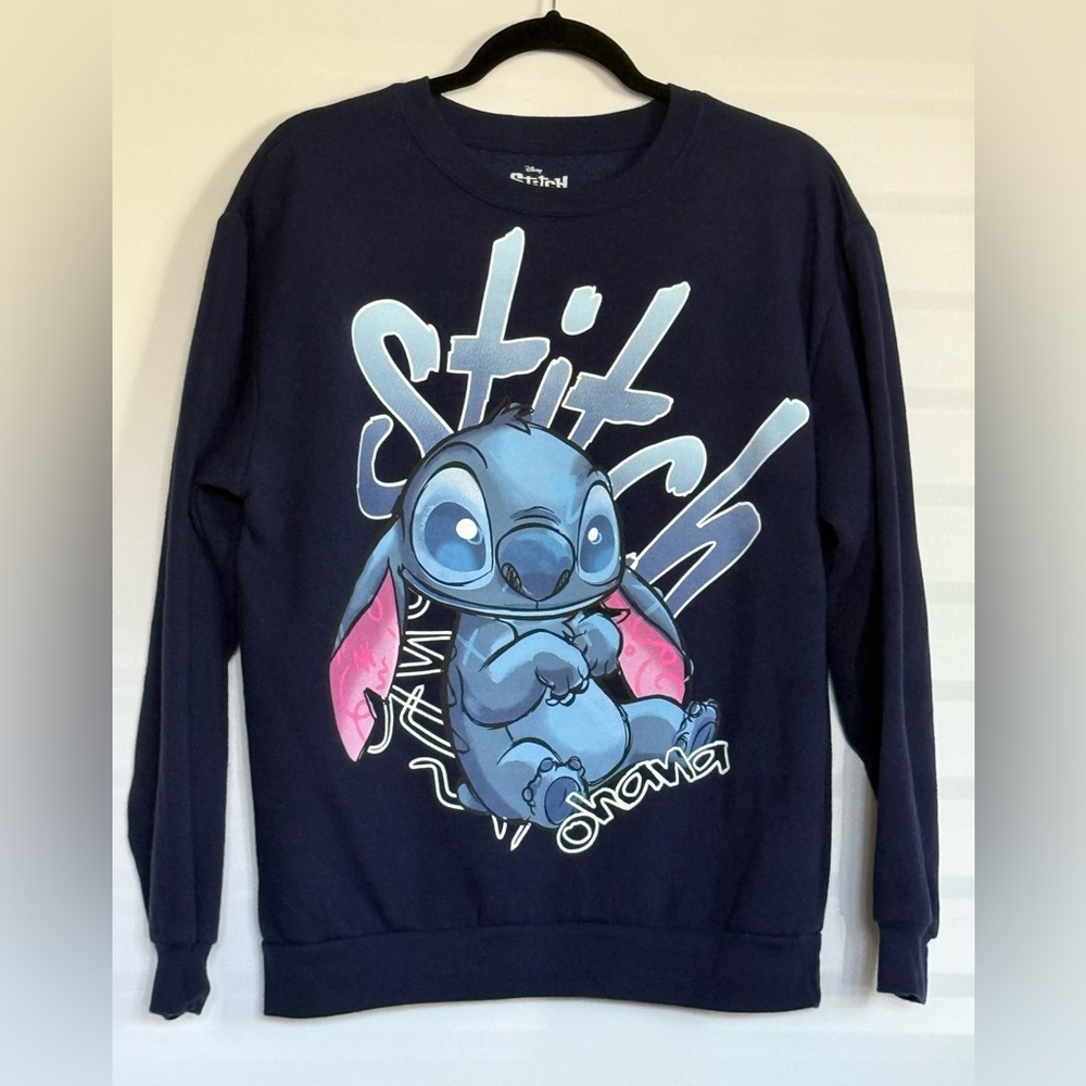 S84 Disney Size Medium Stitch Sweatshirt